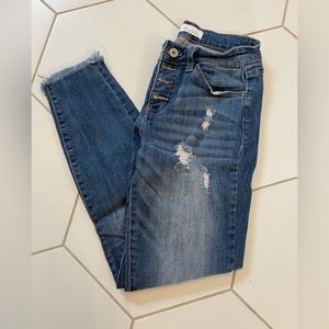 KanCan distressed skinny jeans